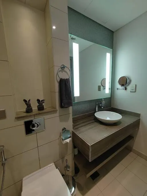 2Br Tower D Paramount Apartment Dubai